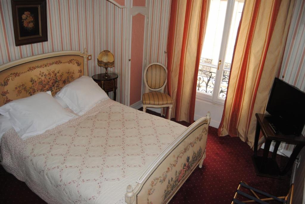 Hotel-Residence Chalgrin パリ 部屋 写真